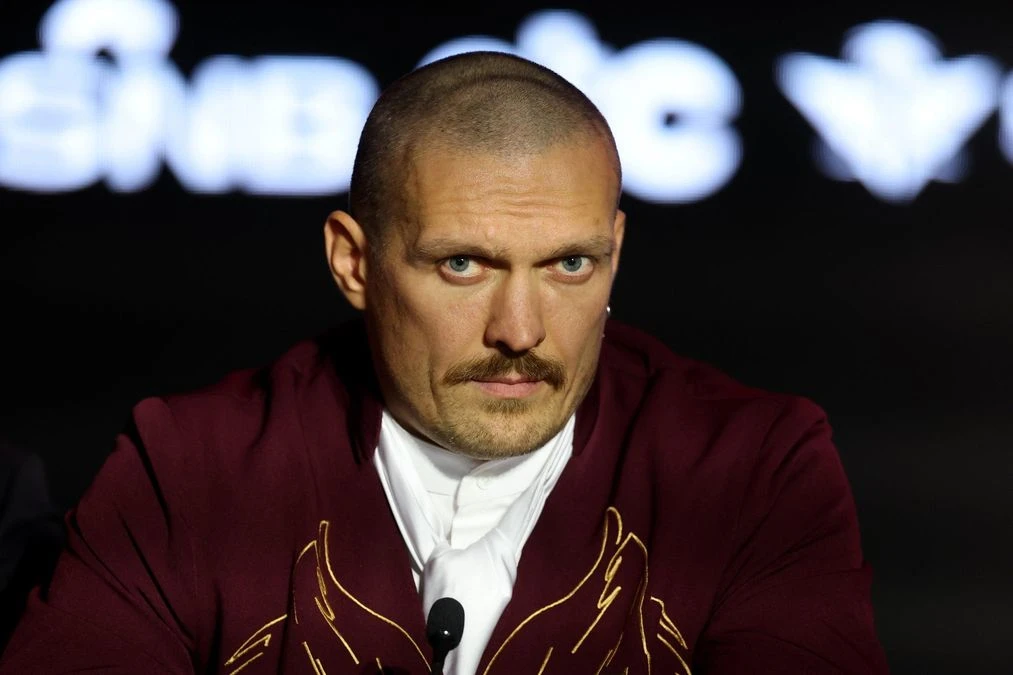 Усик залишився на вершині рейтингу The Ring: хто йде одразу за українцем